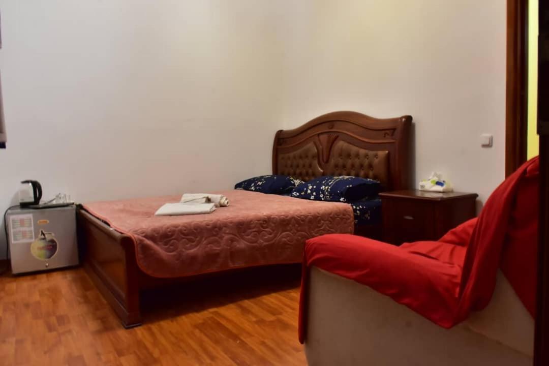 Gyumri Hotel 耶烈万 外观 照片