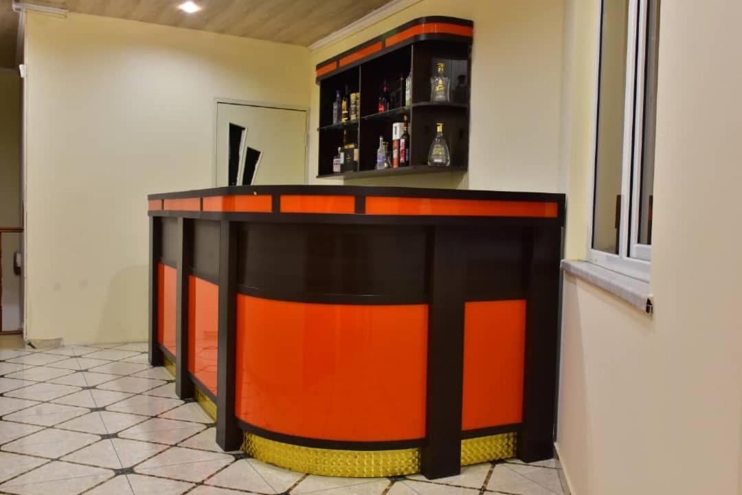 Gyumri Hotel 耶烈万 外观 照片